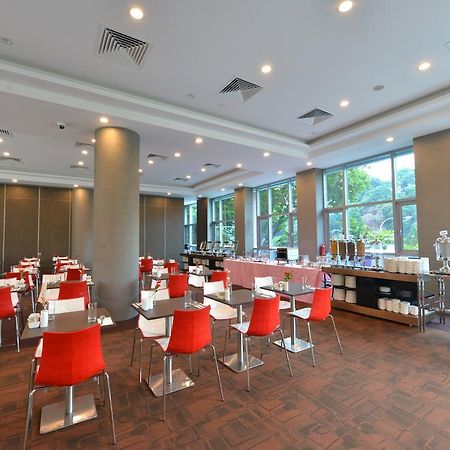 Hotel Chancellor@Orchard Singapore Buitenkant foto
