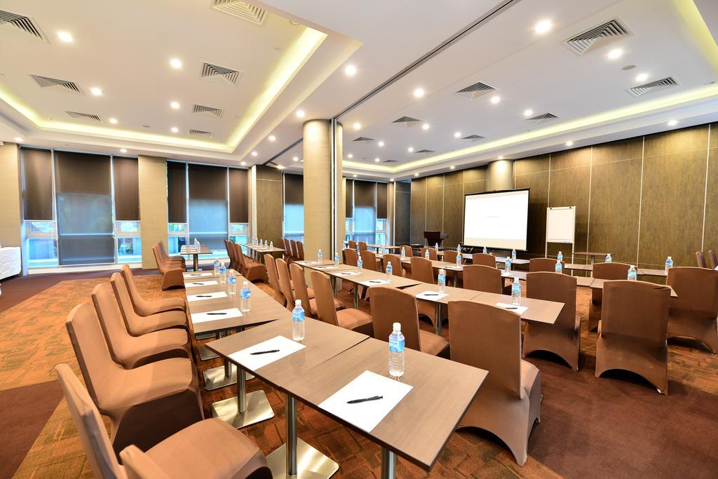 Hotel Chancellor@Orchard Singapore Buitenkant foto